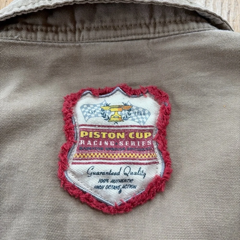 DISNEY STORE Boys Lightning McQueen Cars Beige Tan Cargo Jacket Large Piston Cup